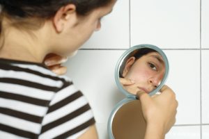 6 pomocnych wskazówek dotyczących pielęgnacji skóry nastolatków